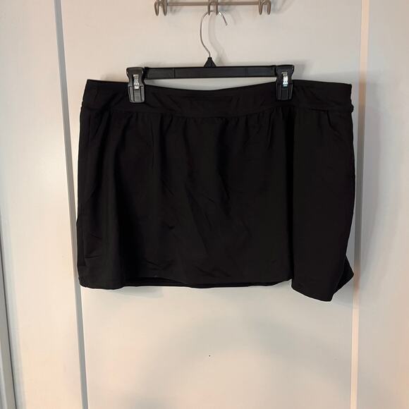 Lands' End Women's Black Sport Skort Size 20W - Picture 2 of 6